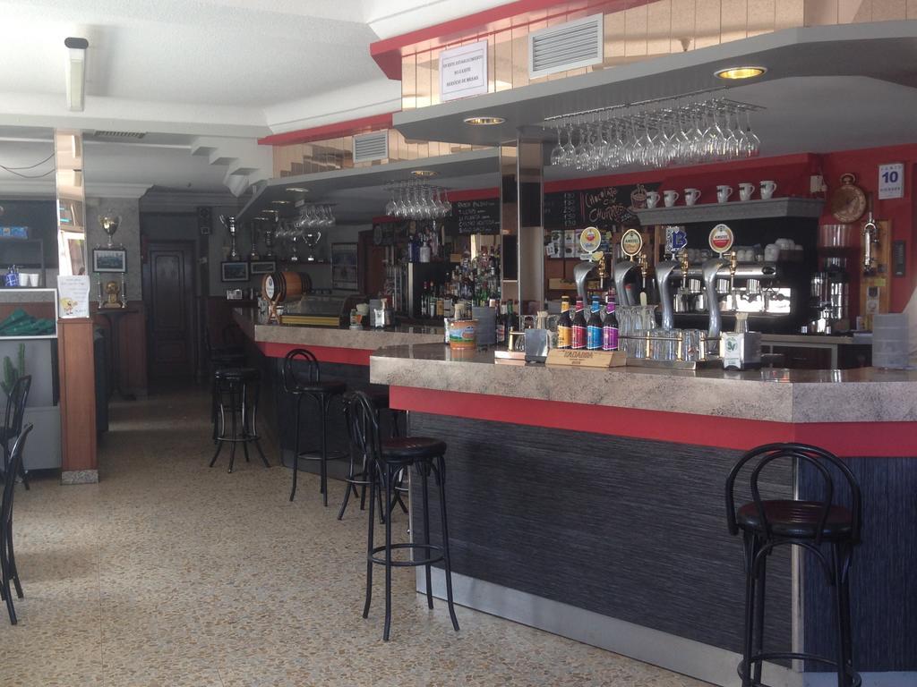 Hostal Salones Victoria Santa Marina del Rey 외부 사진