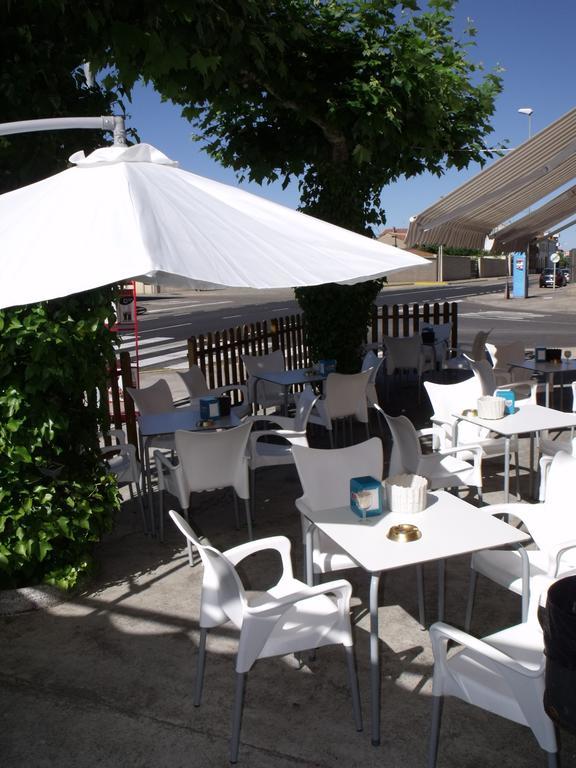 Hostal Salones Victoria Santa Marina del Rey 외부 사진